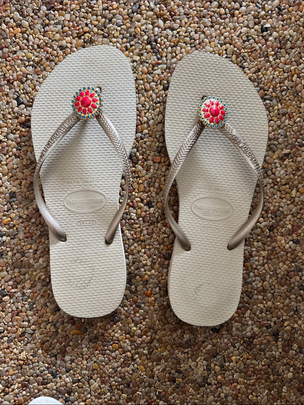 Havaianas Slim Beige Flip Flops with Pink Gem Flower